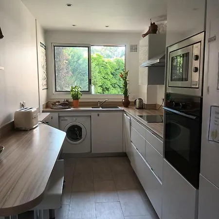 Apartamento Forest Paradise, Very Large Lounge, Only 15 Min To Paris! Sèvres