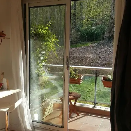 Forest Paradise, Very Large Lounge, Only 15 Min To Paris! *
