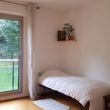 Apartamento Forest Paradise, Very Large Lounge, Only 15 Min To Paris! *